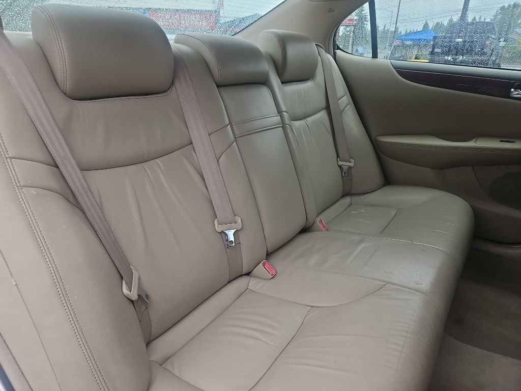 2003 Lexus ES Image 14