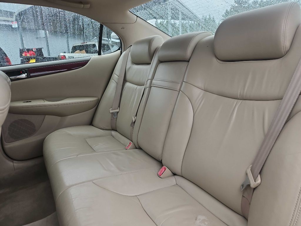 2003 Lexus ES Image 17