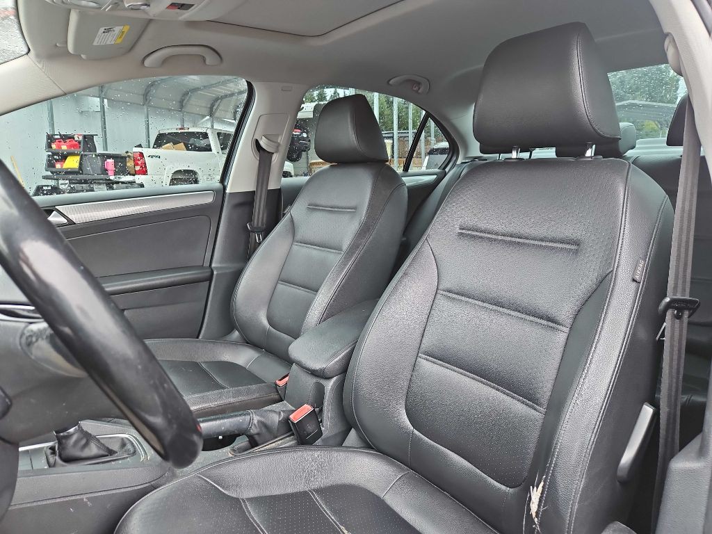 2015 Volkswagen Jetta Image 9
