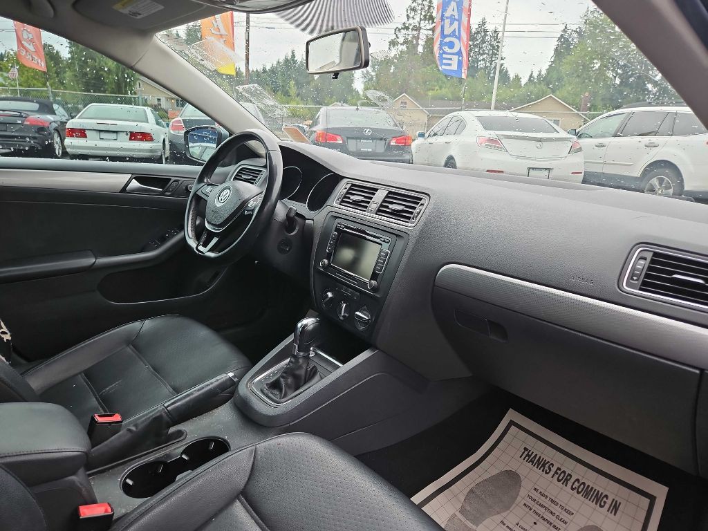 2015 Volkswagen Jetta Image 12