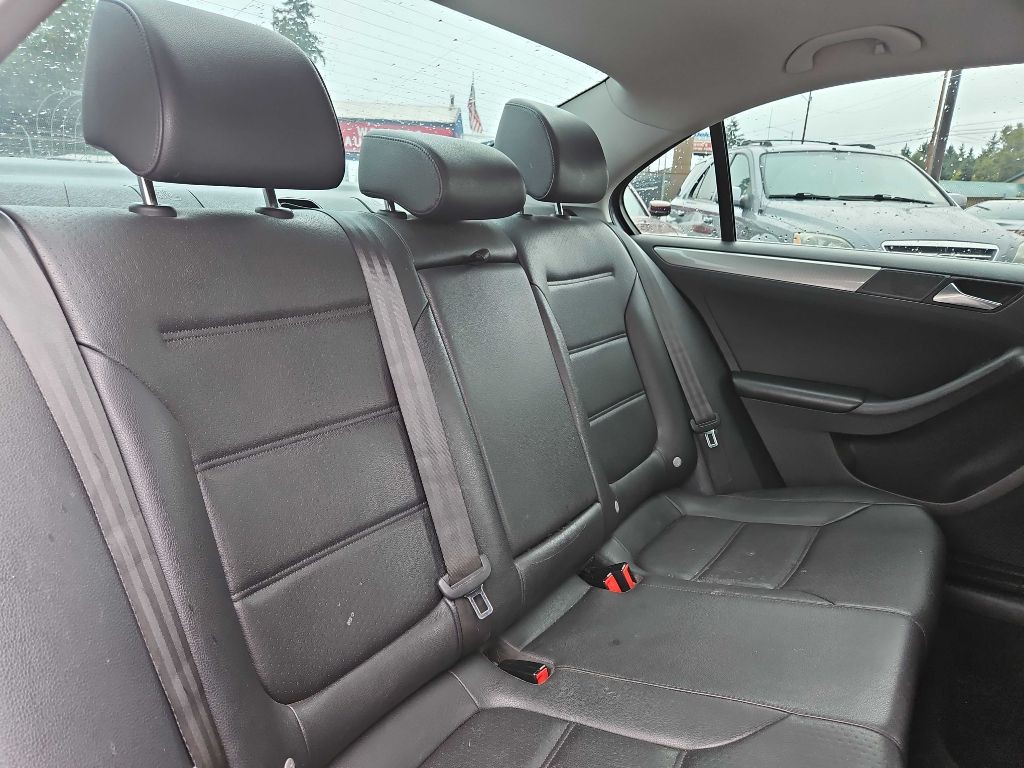 2015 Volkswagen Jetta Image 14