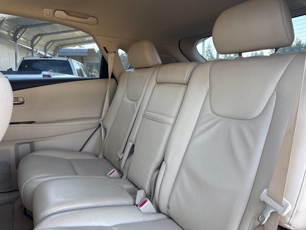 2013 Lexus RX Image 17