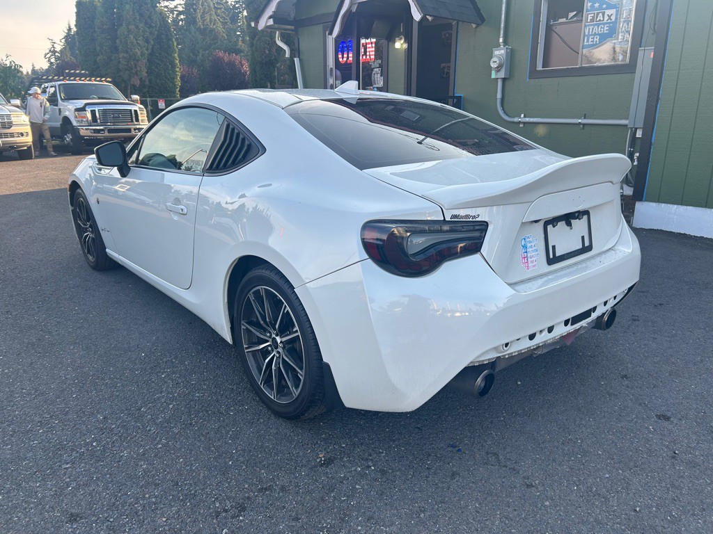 2017 Toyota 86 Image 3