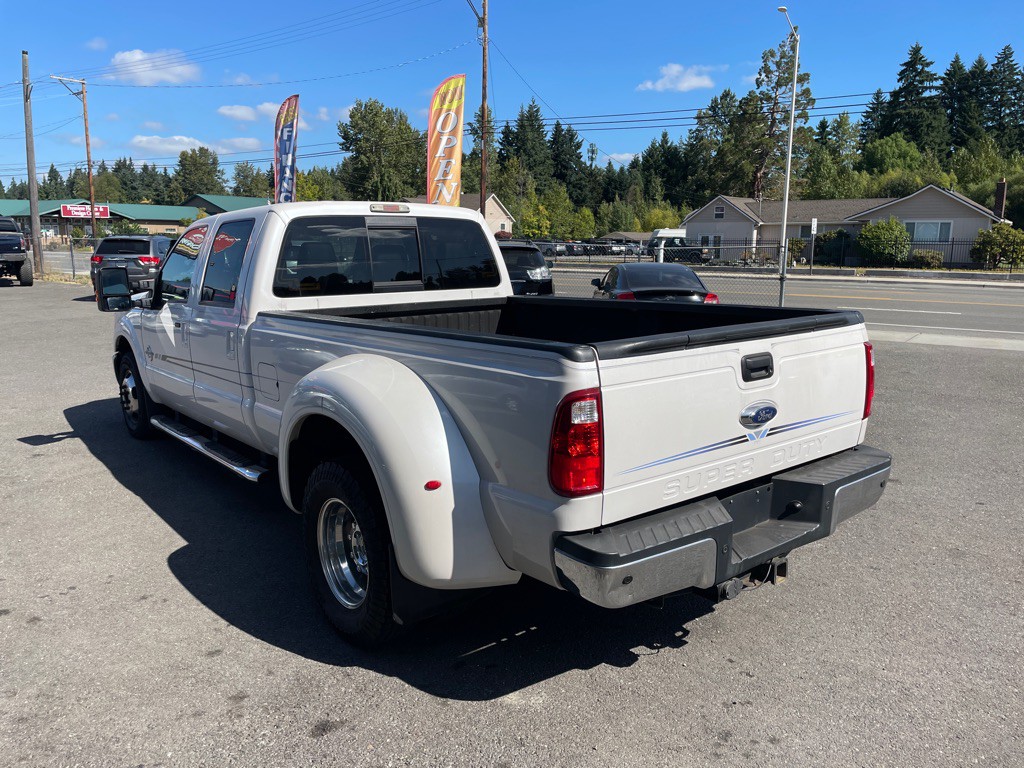 2015 Ford F-350 Image 7