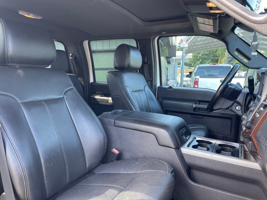 2015 Ford F-350 Image 12