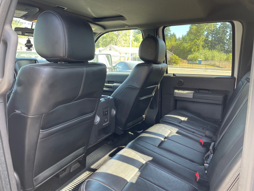 2015 Ford F-350 Image 16