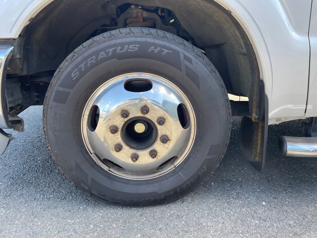 2015 Ford F-350 Image 22