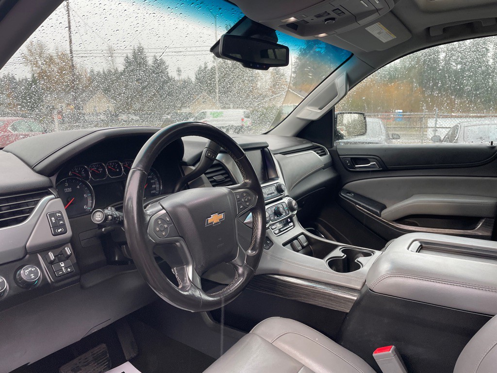 2018 Chevrolet Suburban Image 9