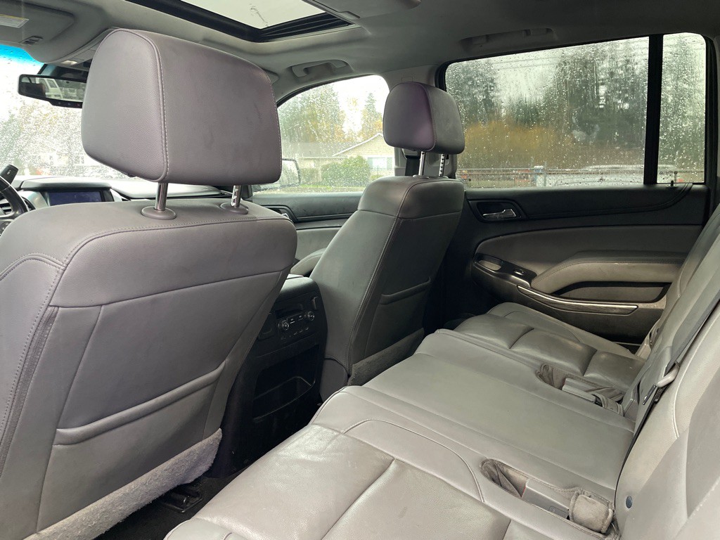 2018 Chevrolet Suburban Image 16