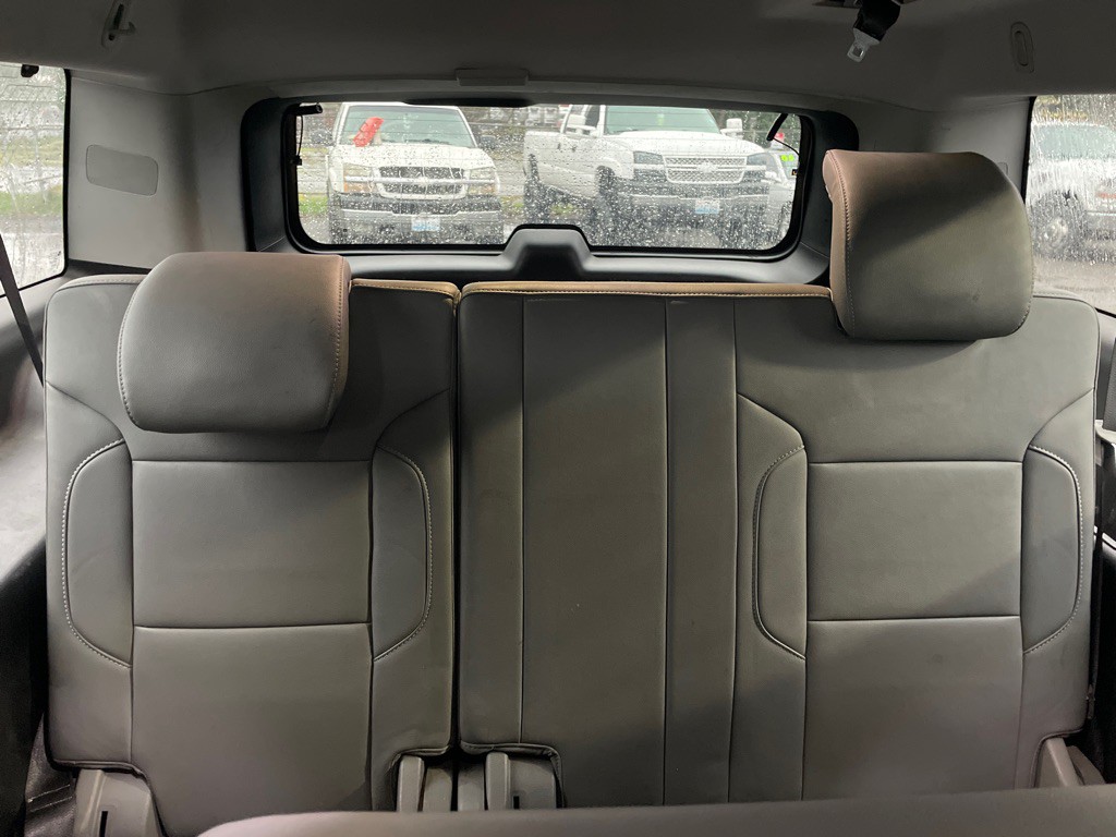2018 Chevrolet Suburban Image 21