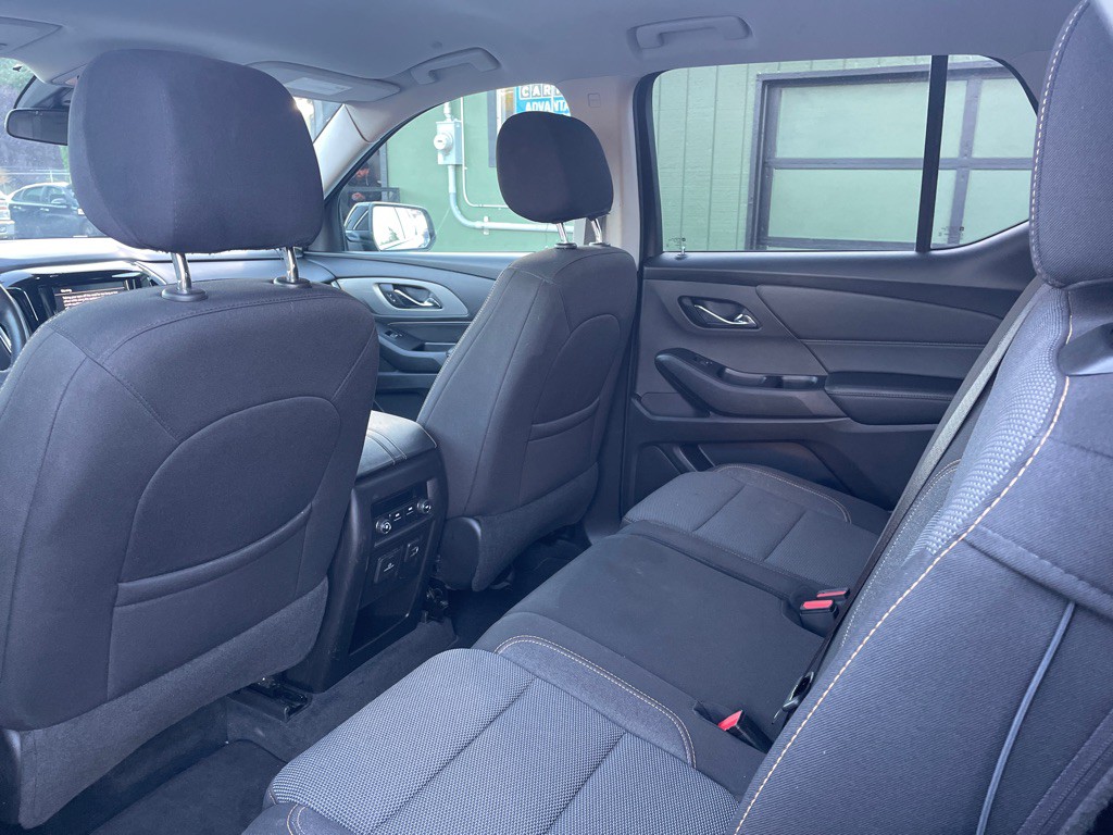 2021 Chevrolet Traverse Image 16