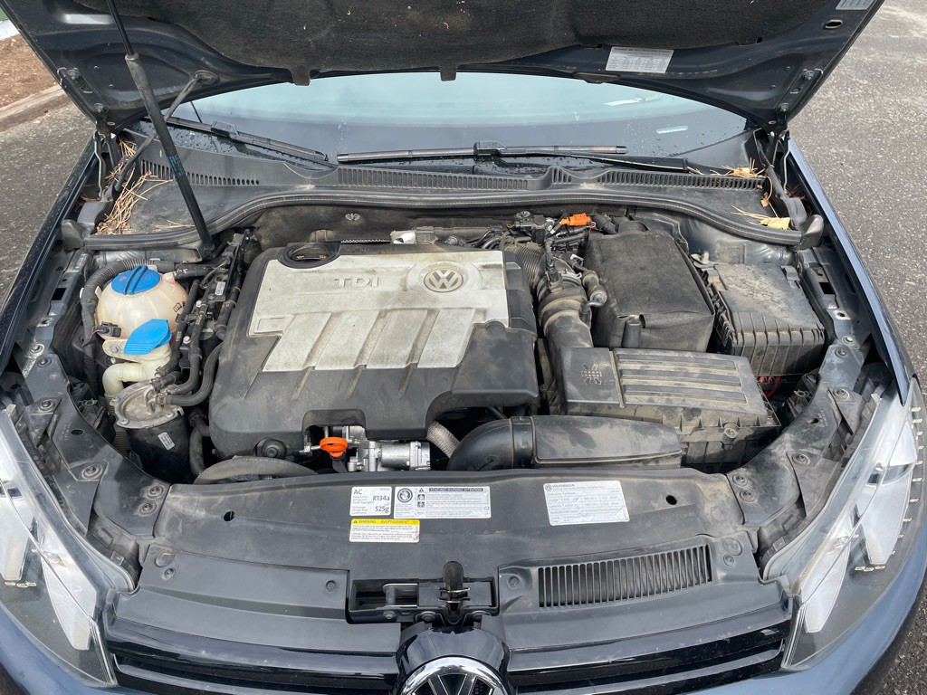2012 Volkswagen Golf Image 20