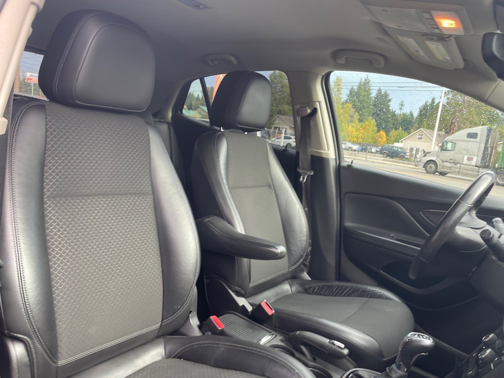 2017 Buick Enclave Image 12