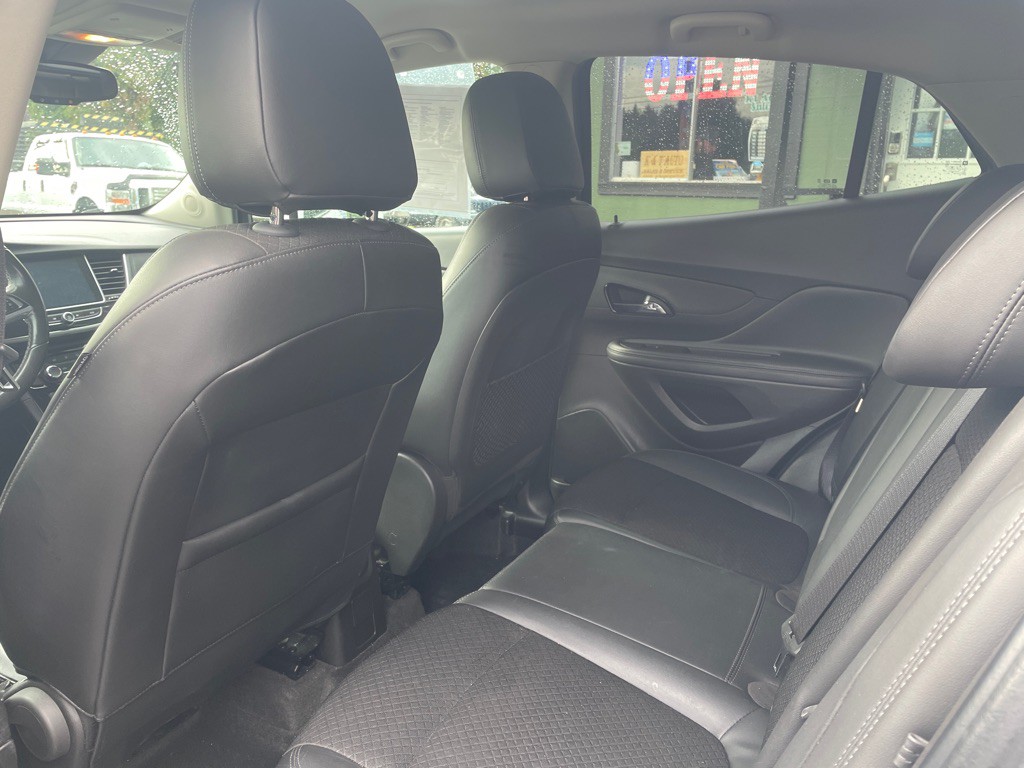 2017 Buick Enclave Image 16