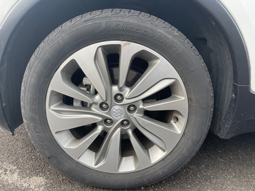 2017 Buick Enclave Image 21