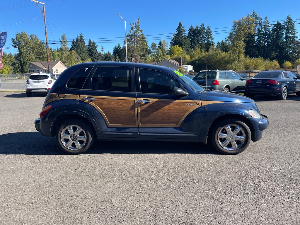 2003 Chrysler PT Cruiser Image 4