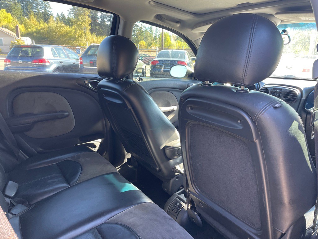 2003 Chrysler PT Cruiser Image 14