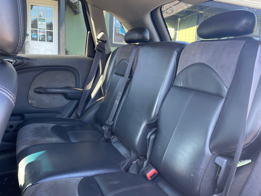 2003 Chrysler PT Cruiser Image 17
