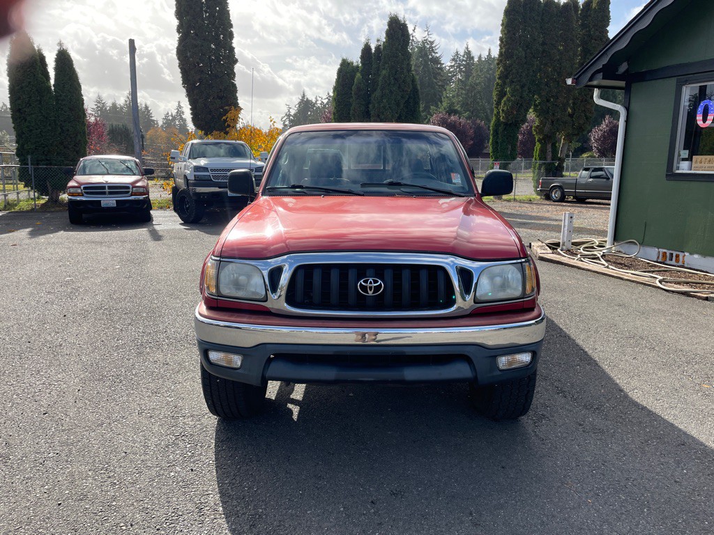 2001 Toyota Tacoma Image 2