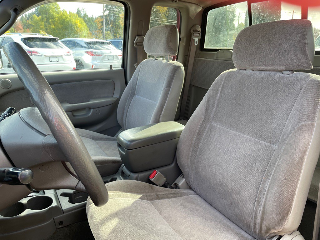 2001 Toyota Tacoma Image 10