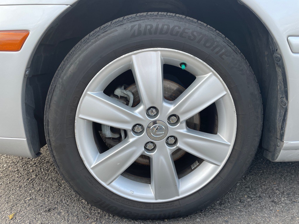 2005 Lexus ES Image 20