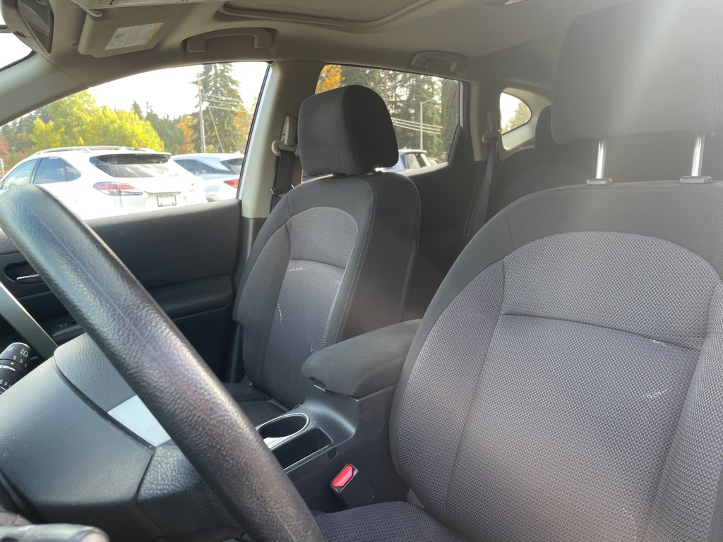 2011 Nissan Rogue Image 10