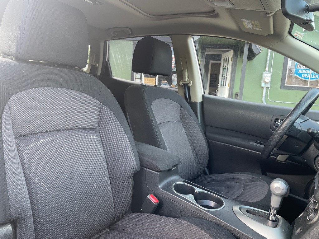 2011 Nissan Rogue Image 12