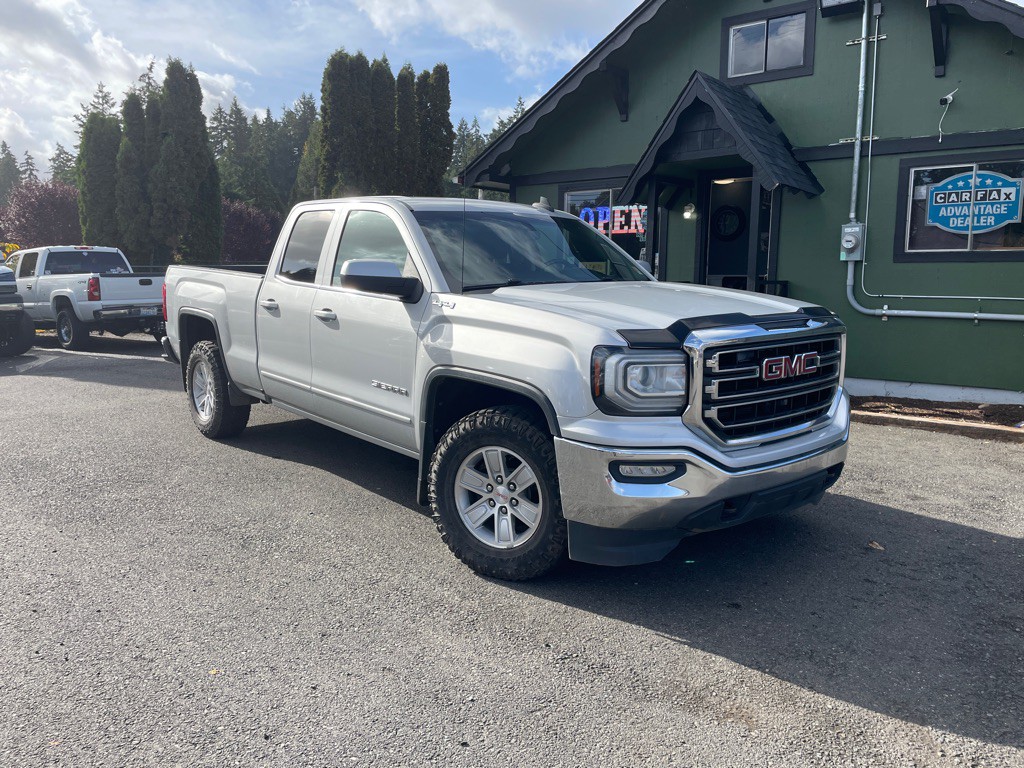 2017 GMC Sierra Image 3