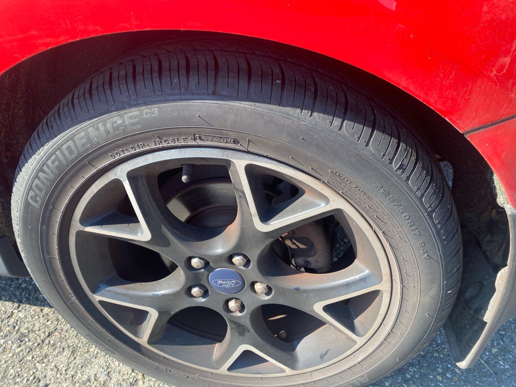 2012 Ford Focus Image 13