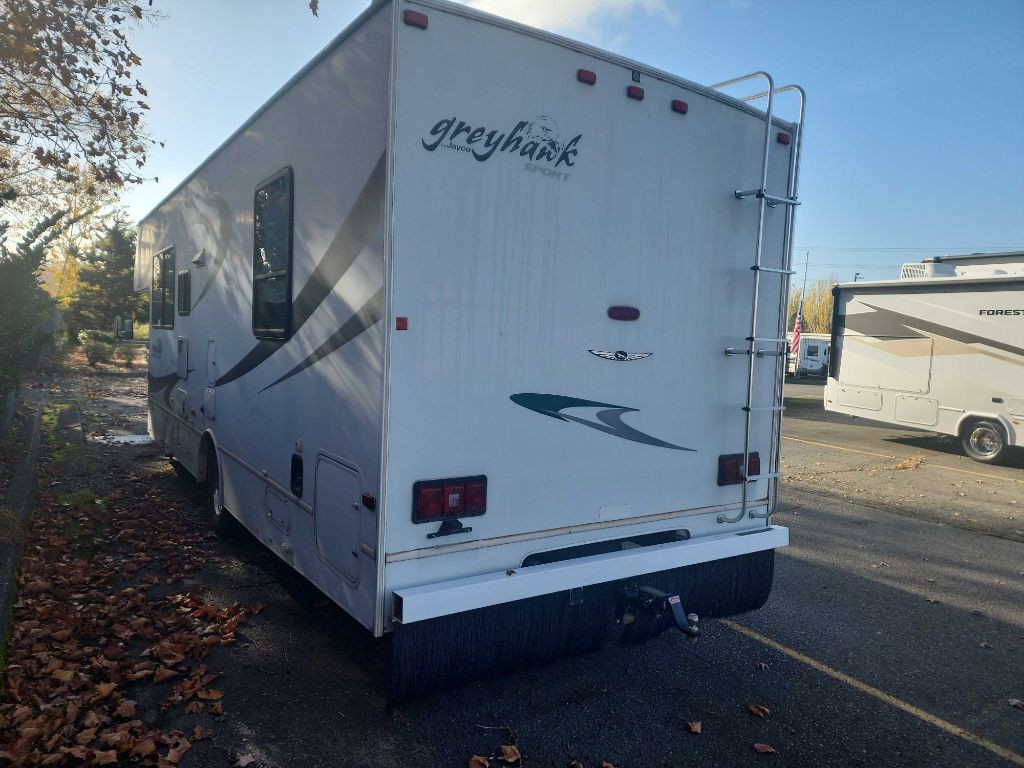 2007 Ford Econoline Image 2