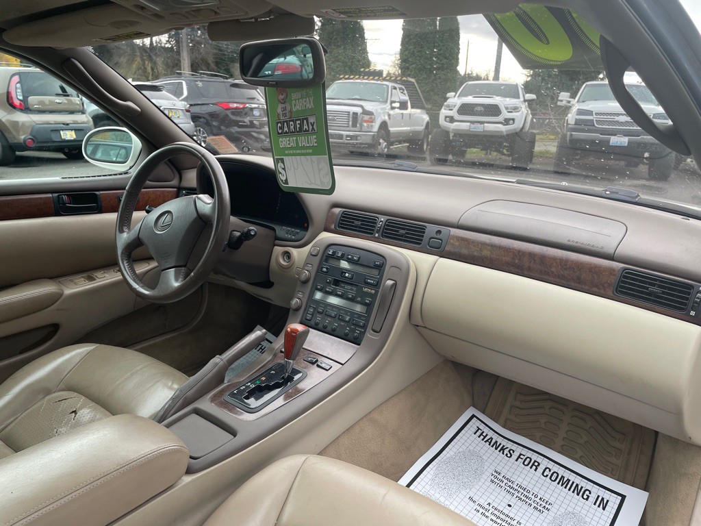 2000 Lexus SC Image 8