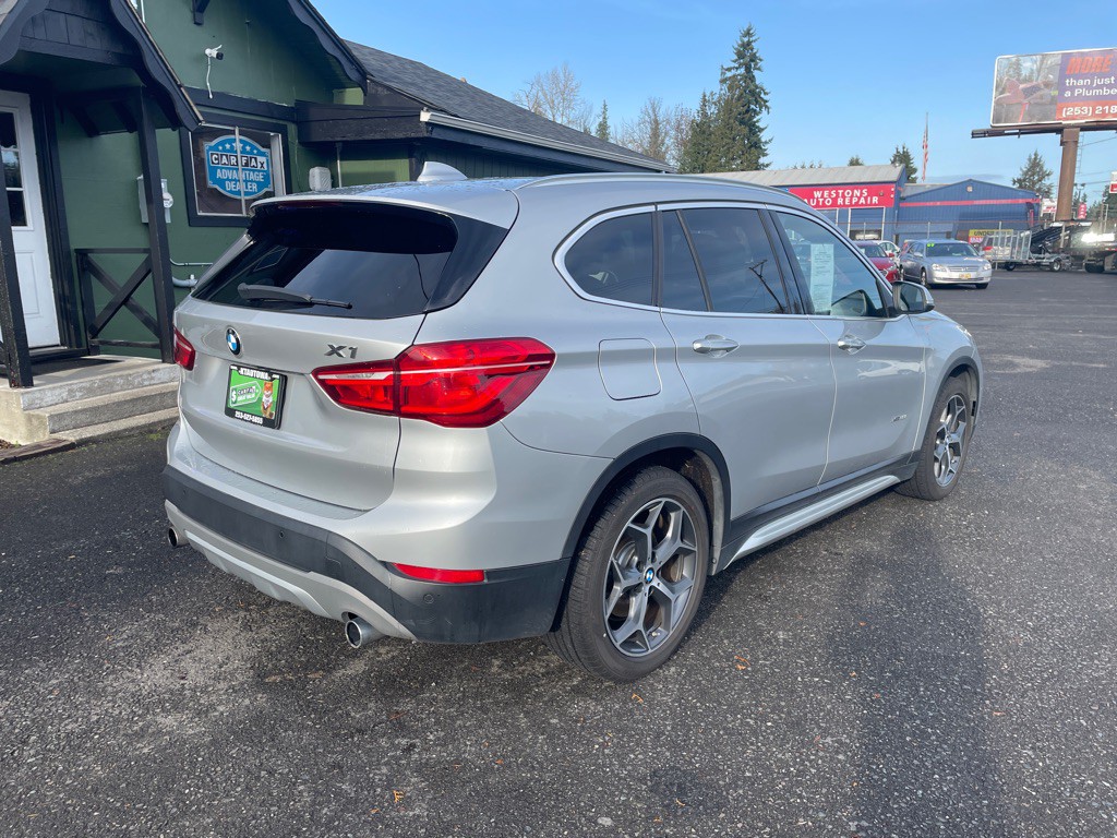 2017 BMW X1 Image 5