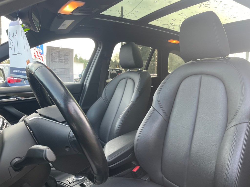 2017 BMW X1 Image 10