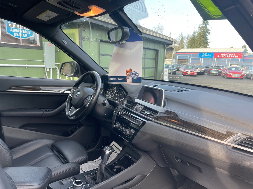 2017 BMW X1 Image 11
