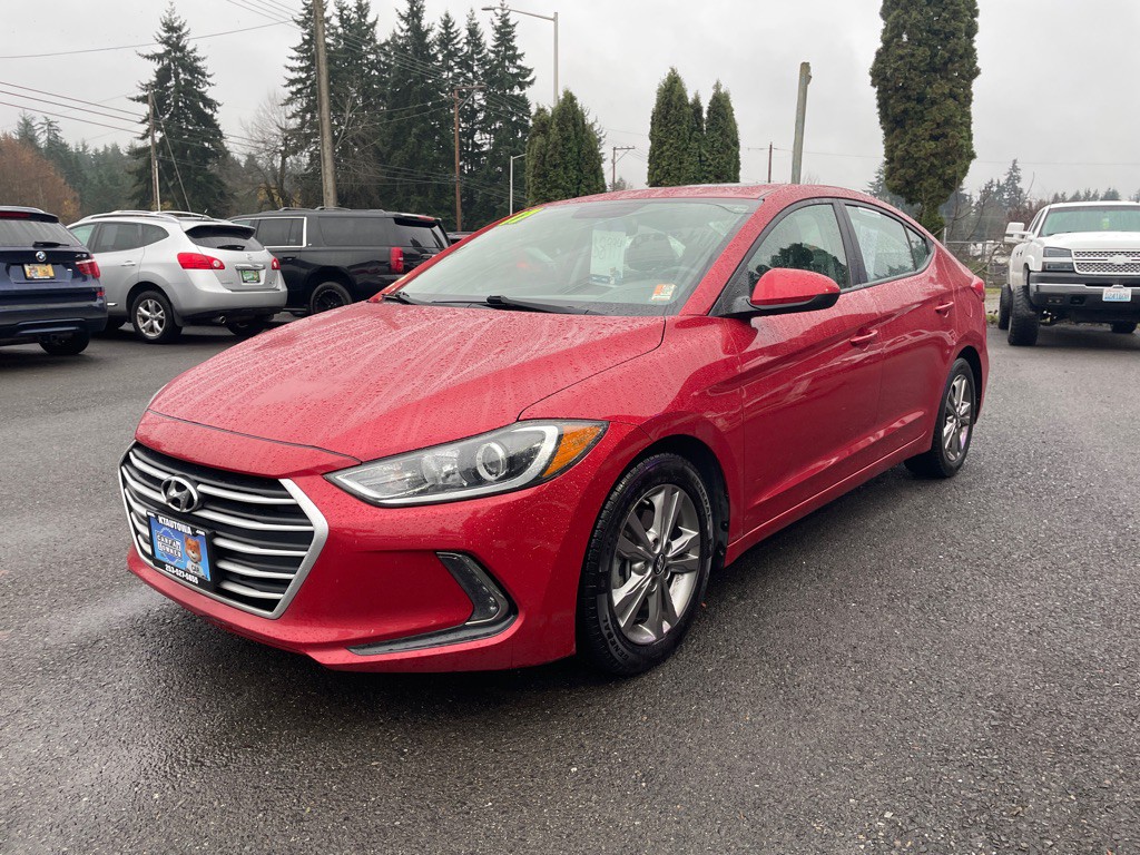 2017 Hyundai Elantra Image 1