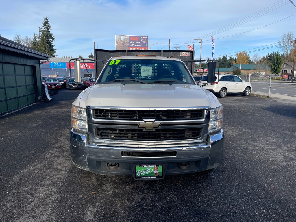 2007 Chevrolet Silverado 1500 Image 2