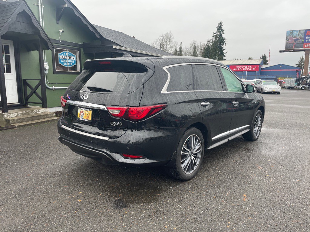2017 INFINITI QX60 Image 5