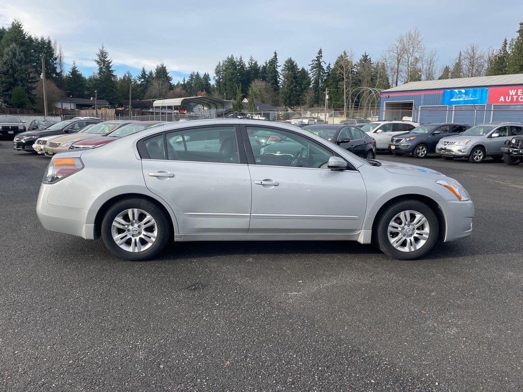 2012 Nissan Altima Image 4