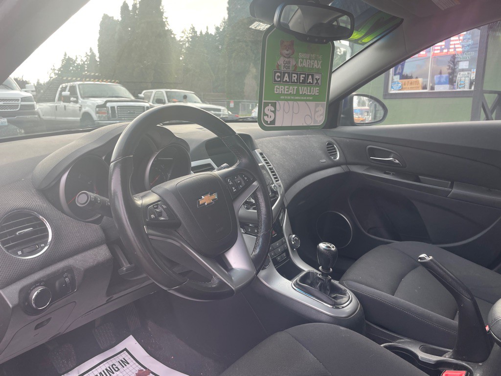 2012 Chevrolet Cruze Image 9
