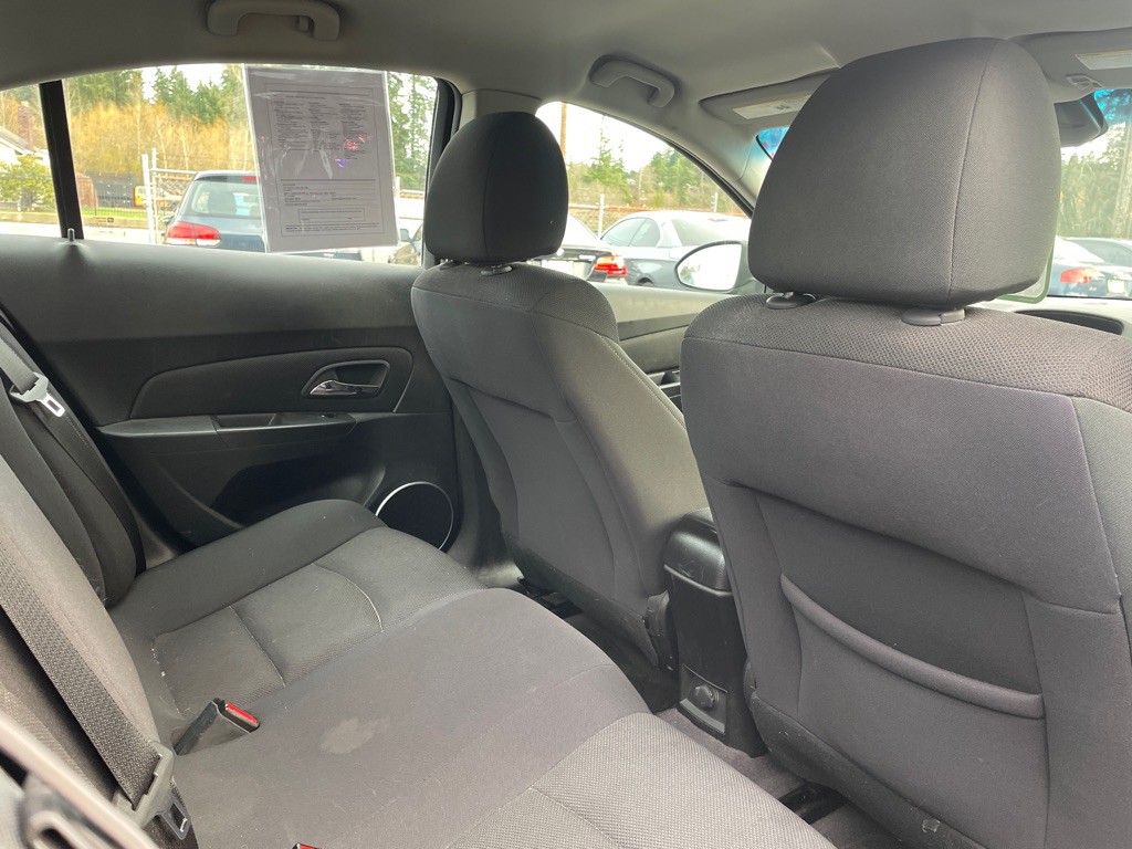 2012 Chevrolet Cruze Image 14