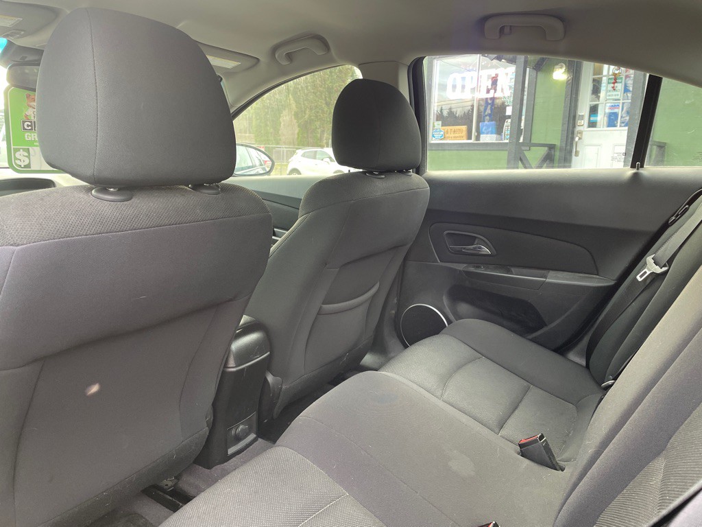 2012 Chevrolet Cruze Image 16