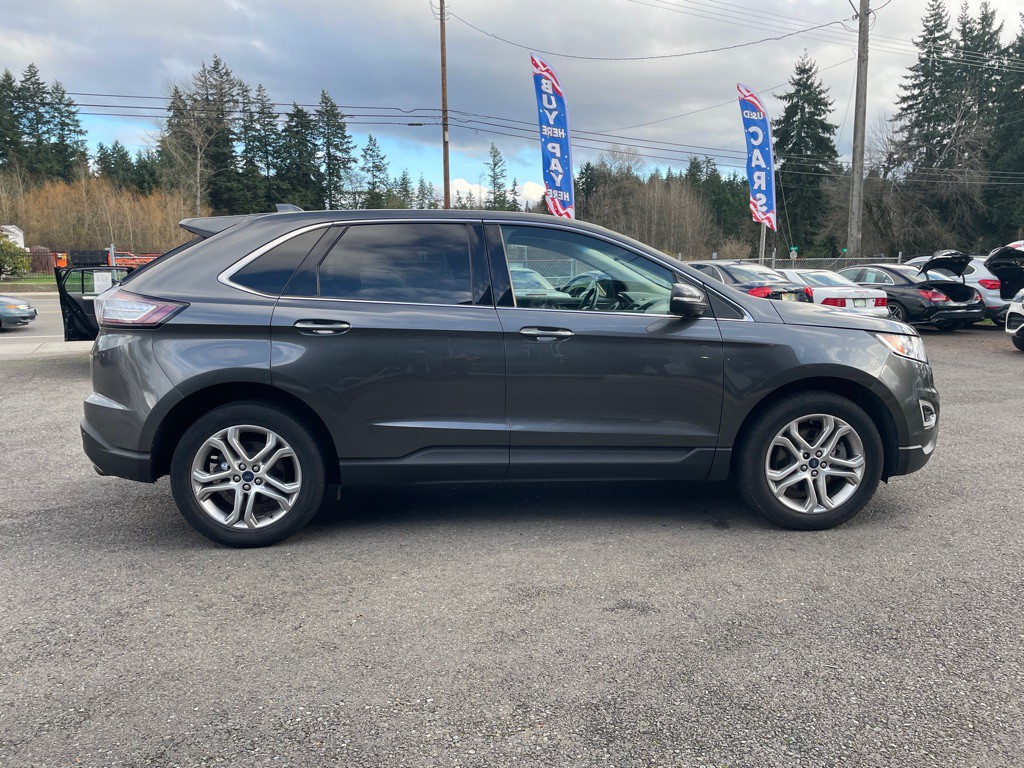 2017 Ford Edge Image 4
