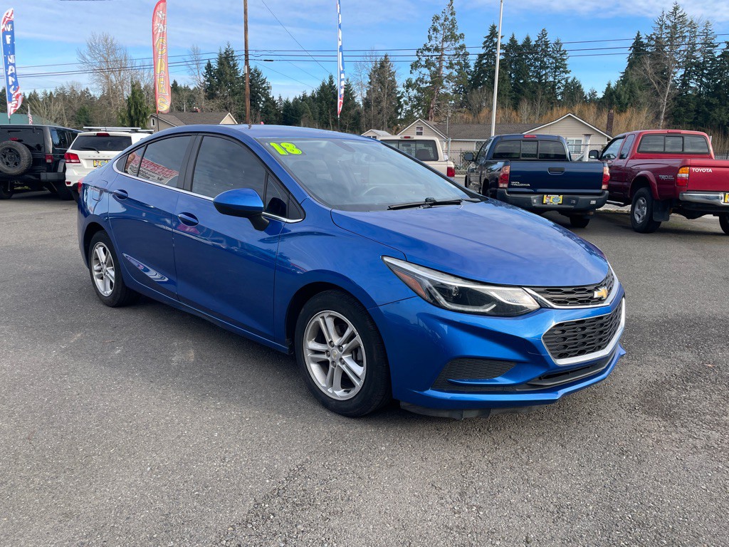 2018 Chevrolet Cruze Image 3