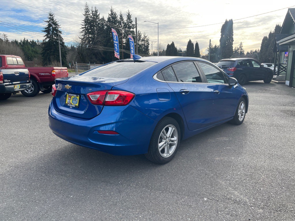 2018 Chevrolet Cruze Image 5