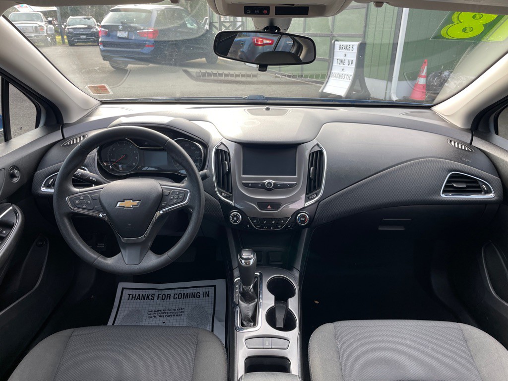 2018 Chevrolet Cruze Image 13