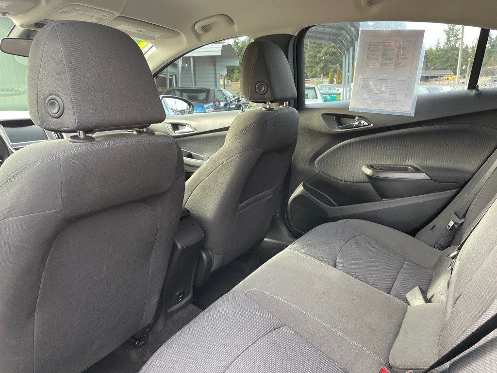 2018 Chevrolet Cruze Image 16