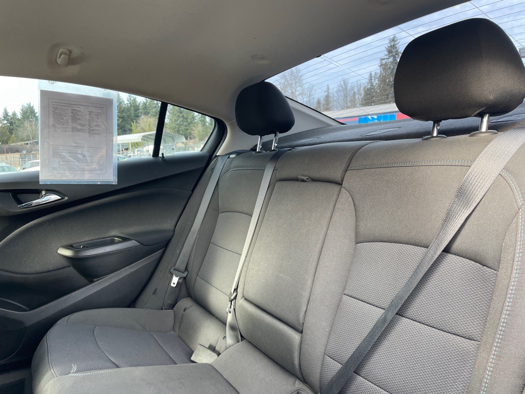 2018 Chevrolet Cruze Image 17