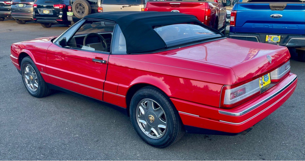 1991 Cadillac Allante Image 3