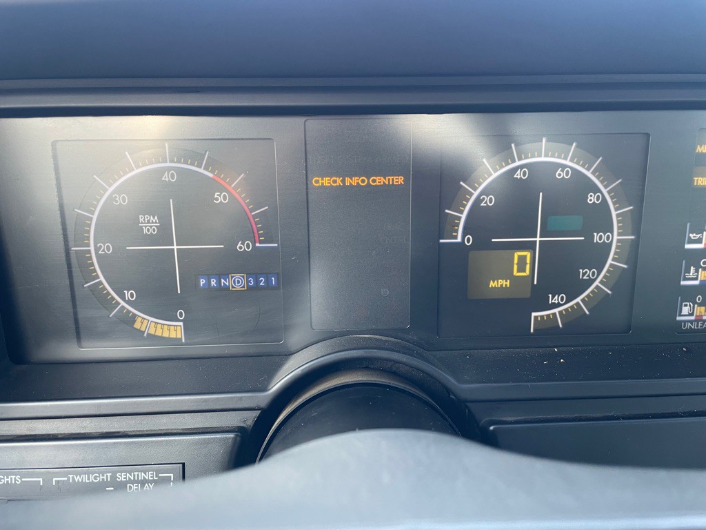 1991 Cadillac Allante Image 14