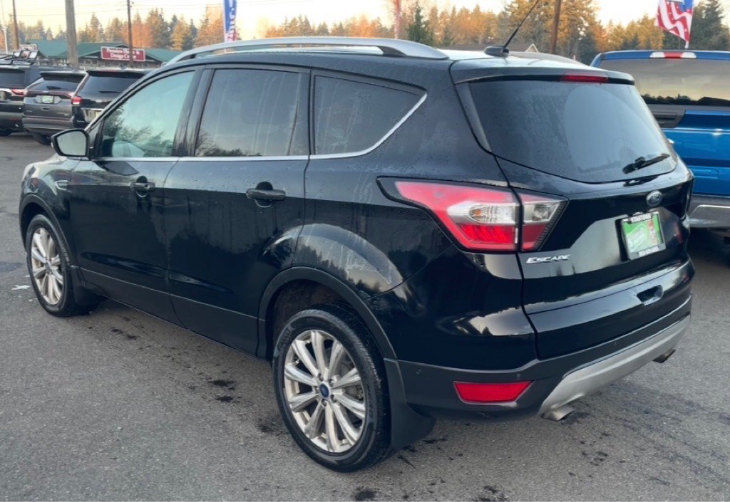 2017 Ford Escape Image 3